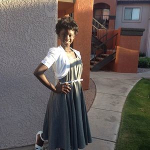 Meet your Posher, Modibo